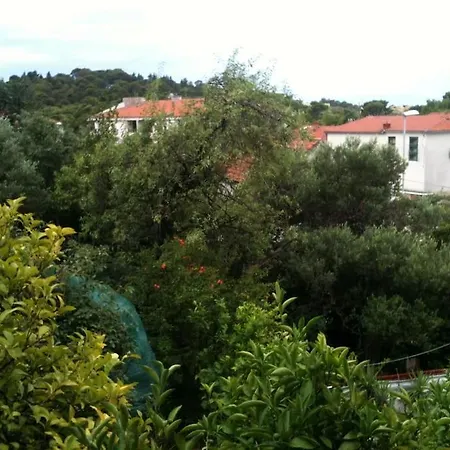 2 Bets With Balkon 50 M From Beach Makarská